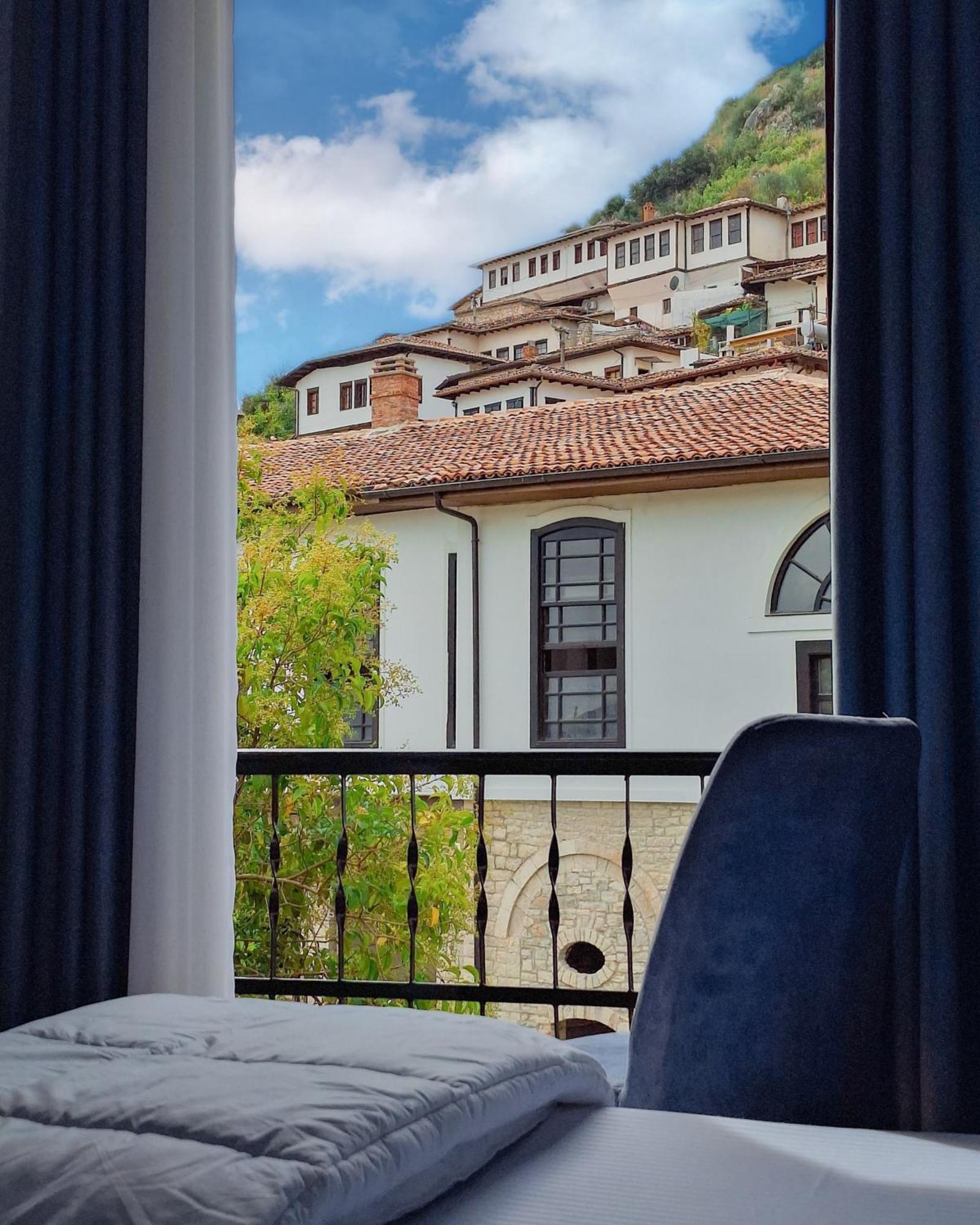 Villa Mishel Suites Berat Kültér fotó